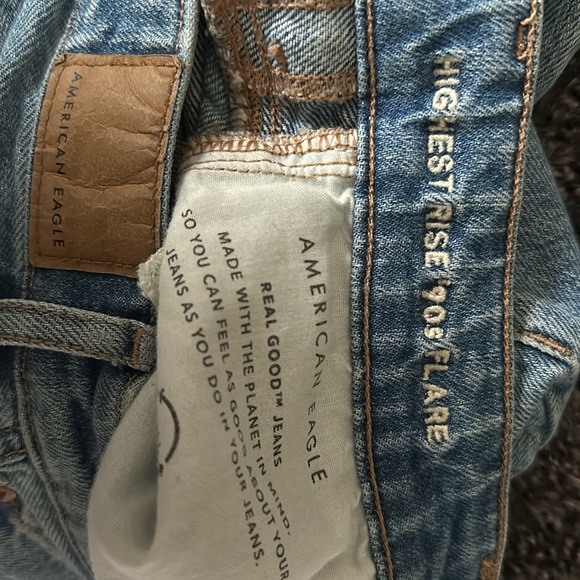 AE 90’s flare jeans - Picture 6 of 11